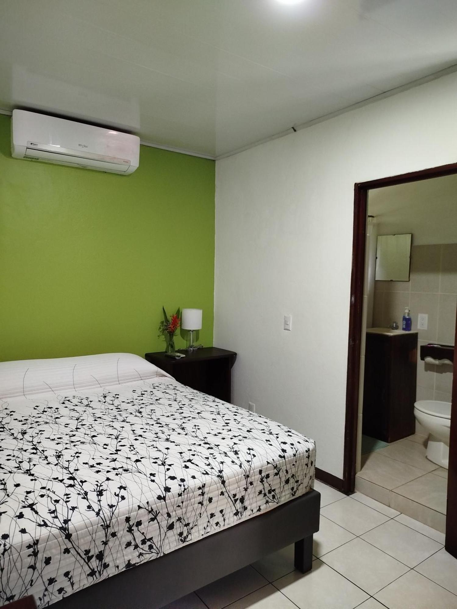 Hotel Pez Gallo Golfito Dış mekan fotoğraf